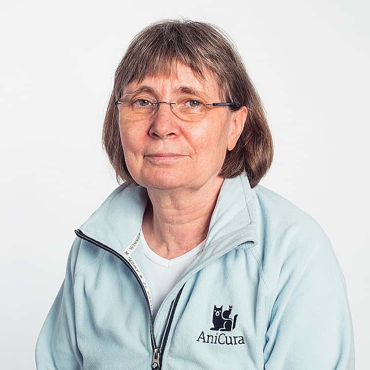 Dr. Ramona Maier