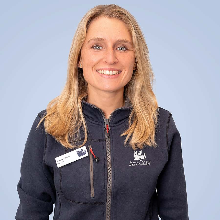 Dr. Jessica Olivier