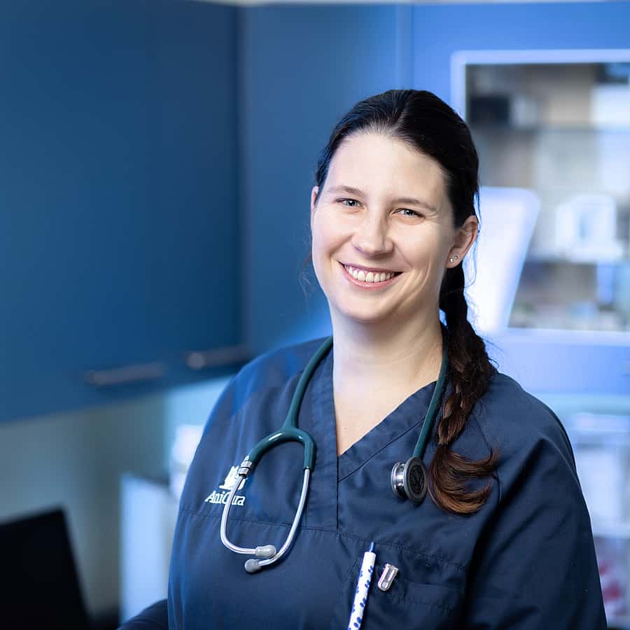 Dr. Angelina Wolter