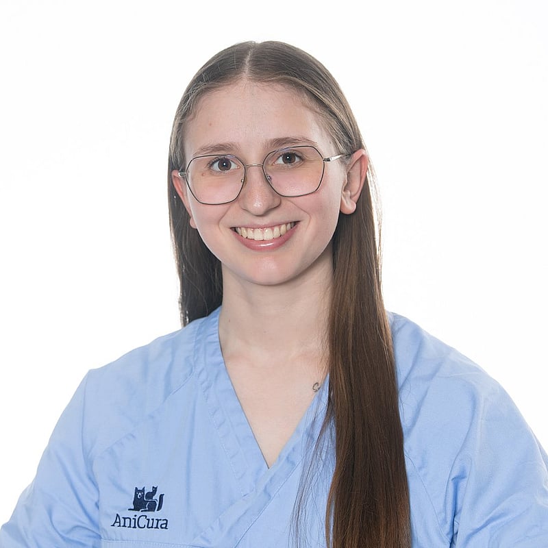 Foto von Madlene Männl, Tiermedizinische Fachangestellte