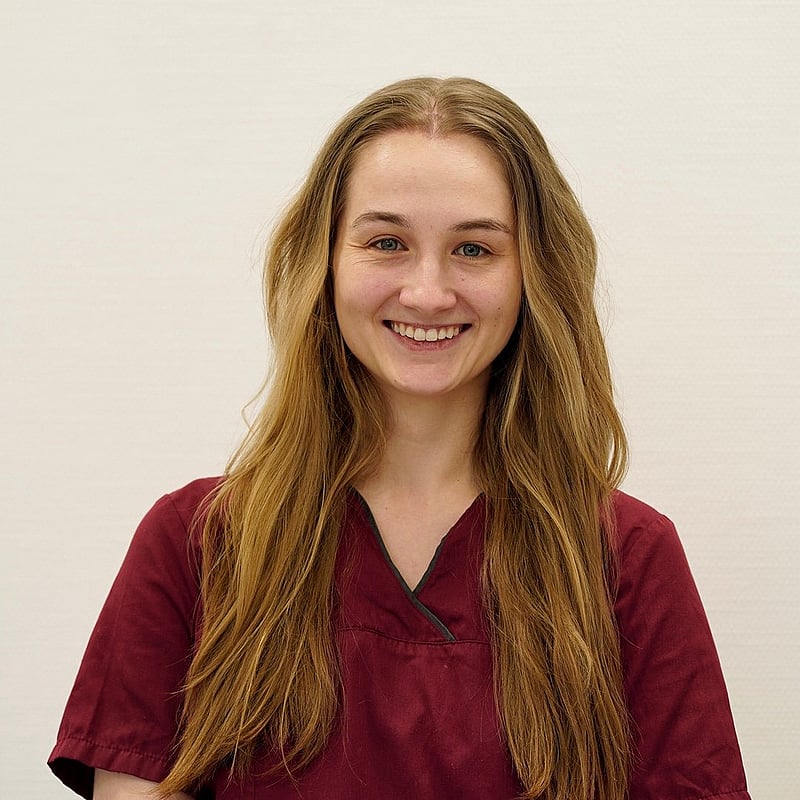 Foto von Leona Irmen, Auszubildende Zur Tiermedizinischen Fachangestellten
