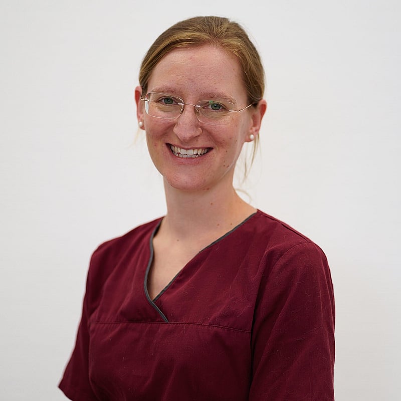 Photo of Dr. Hannah Altmann, Tierärztin
