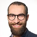 Foto von Atalla Deeb, Leitung
